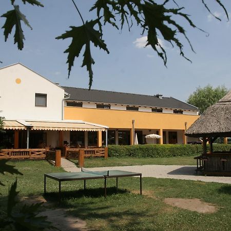 Georgshof Hotel Podersdorf am See Ngoại thất bức ảnh